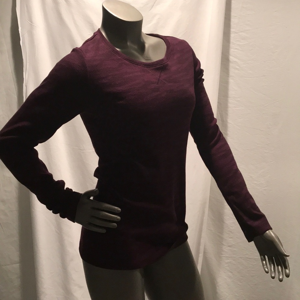 Bundle of 5 Under Armour waffle shirts